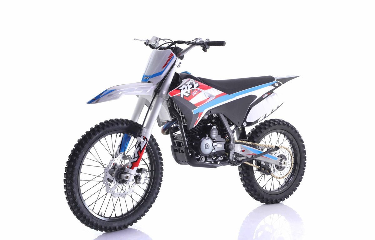 Apollo Thunder 250cc Dirt Bike, 5-Speed Manual, Electric Start, 21/18 inch Wheels, Ages 16 and up – Red - Image 4