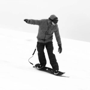 Alternative view of Jones Mountain Snowskate Snowskate