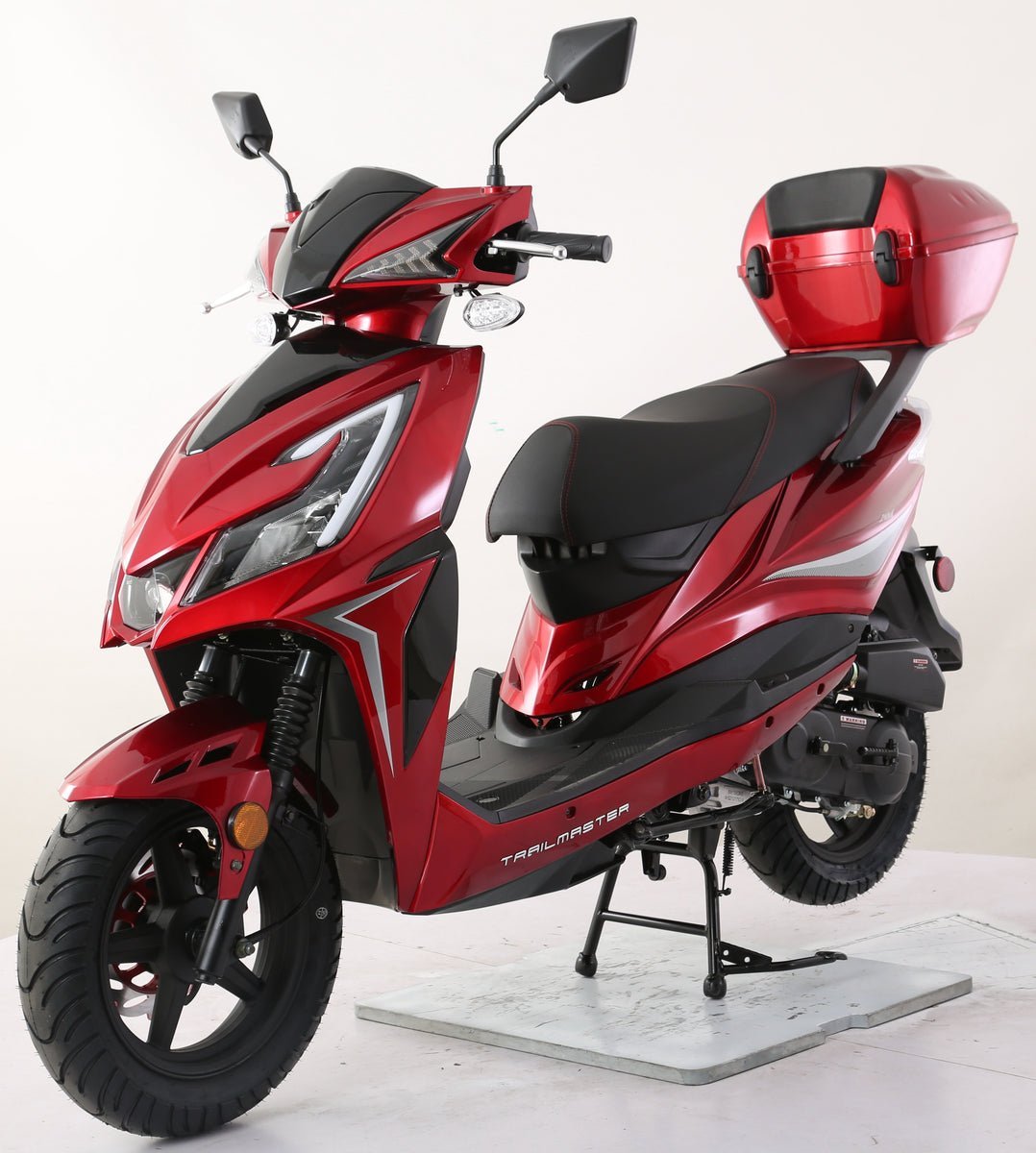 TrailMaster Trophy 50cc Street Scooter – Black - Image 3