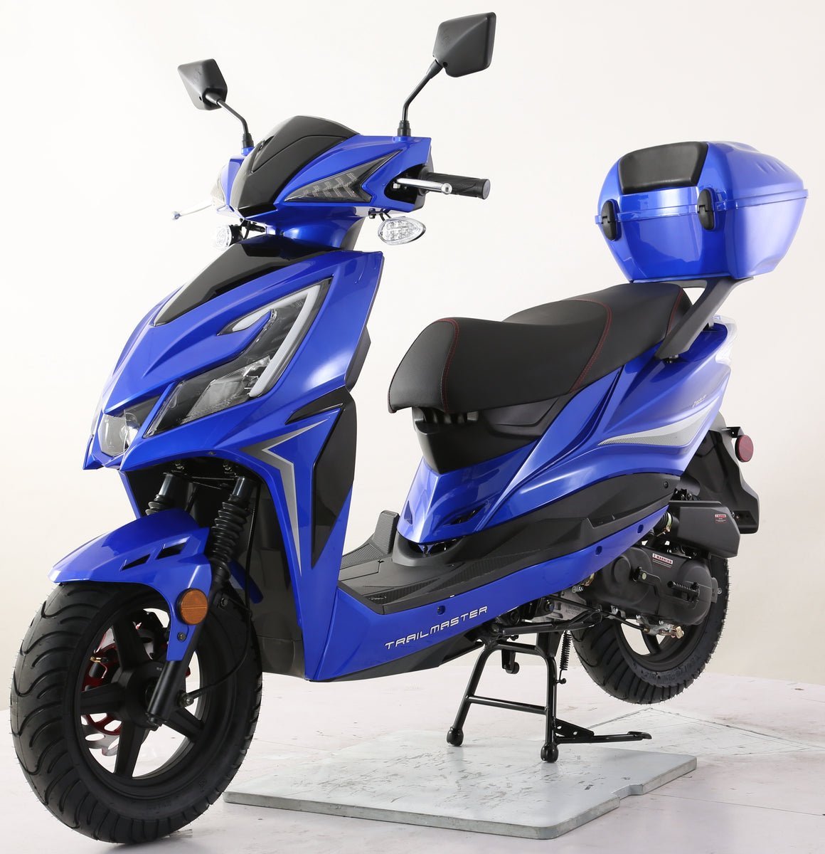 TrailMaster Trophy 50cc Street Scooter – Black - Image 4